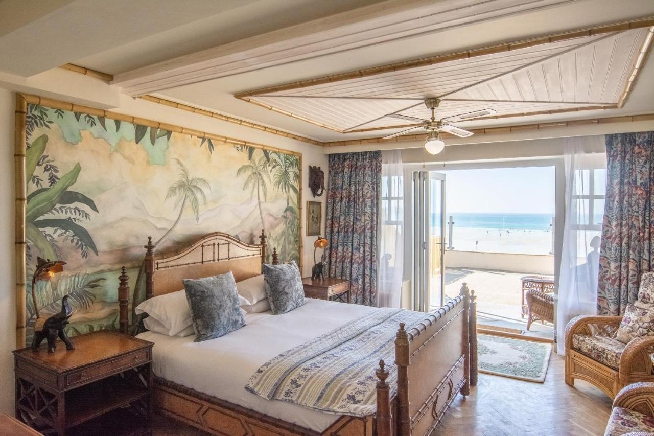 Tolcarne Beach Colonial Restaurant And Rooms New Quay Exterior foto