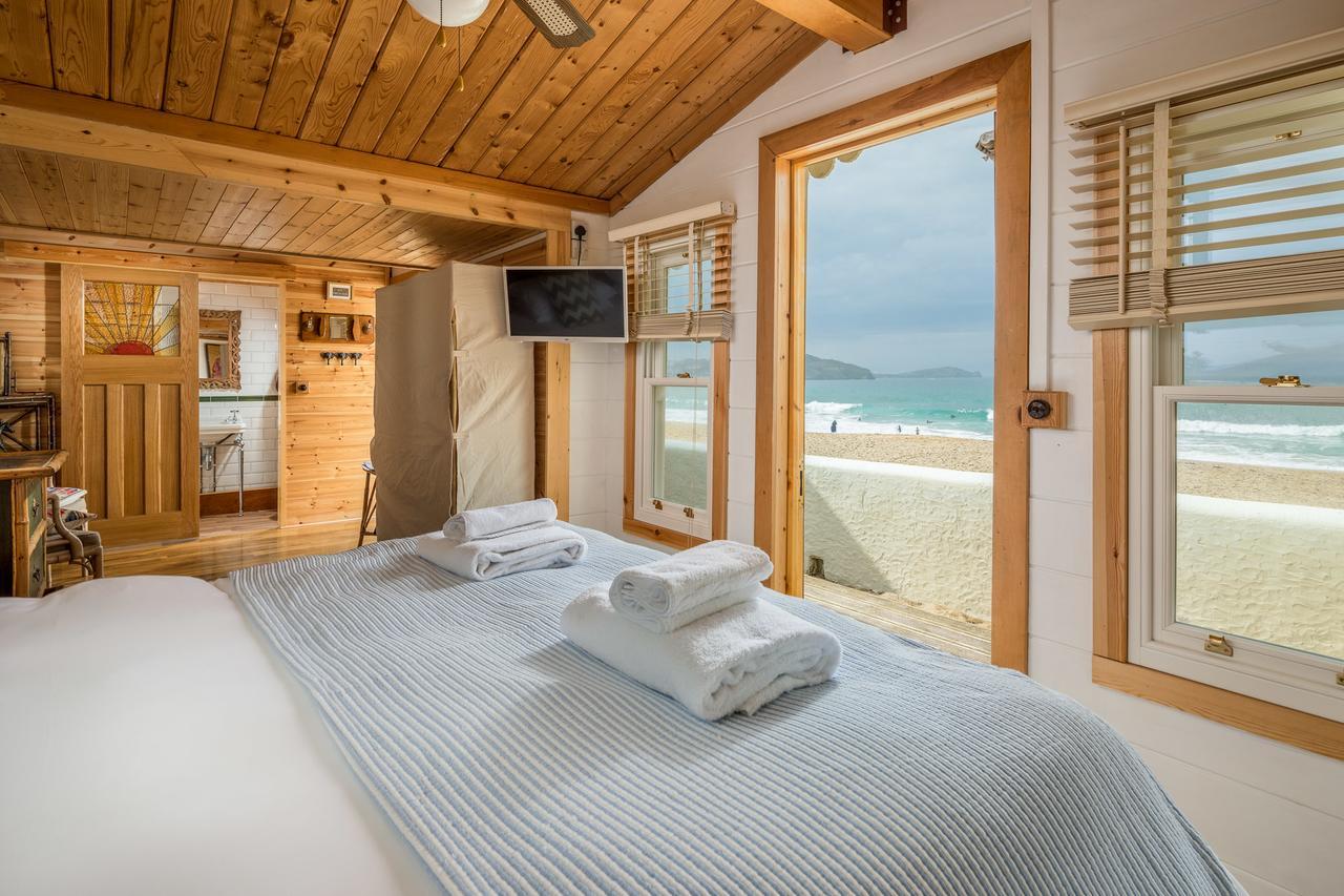 Tolcarne Beach Colonial Restaurant And Rooms New Quay Exterior foto
